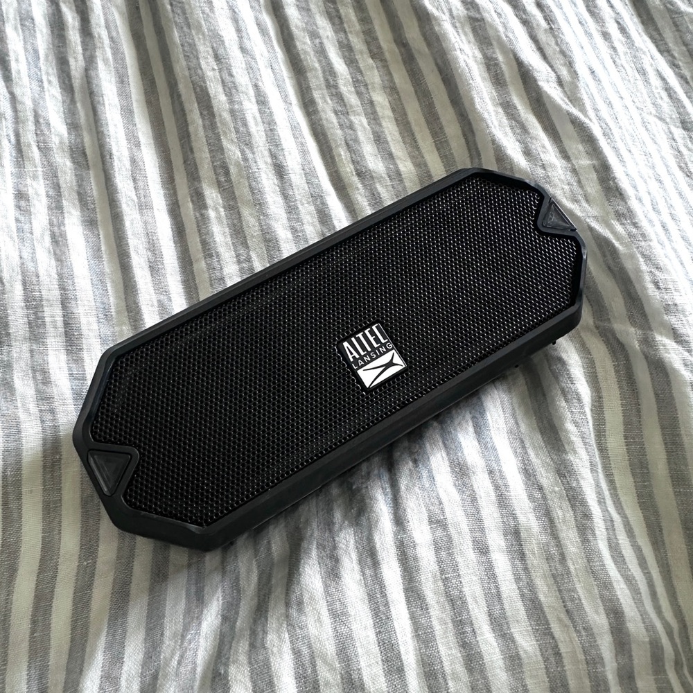 Altec Lansing HydraBlast Waterproof Bluetooth Speaker
